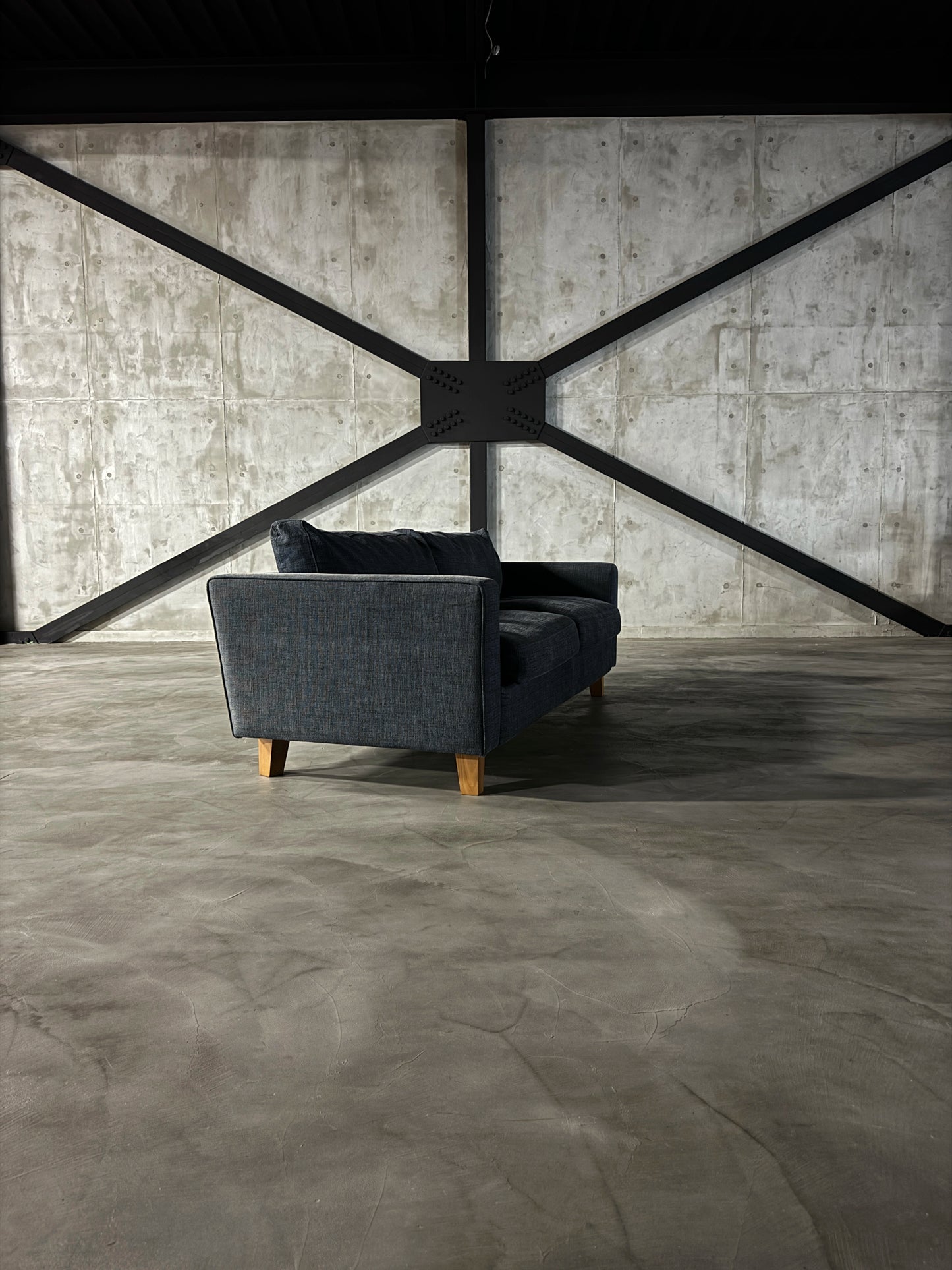 ACME Furniture JETTY feather SOFA 2P W156(日焼けあり)背面と日焼け箇所