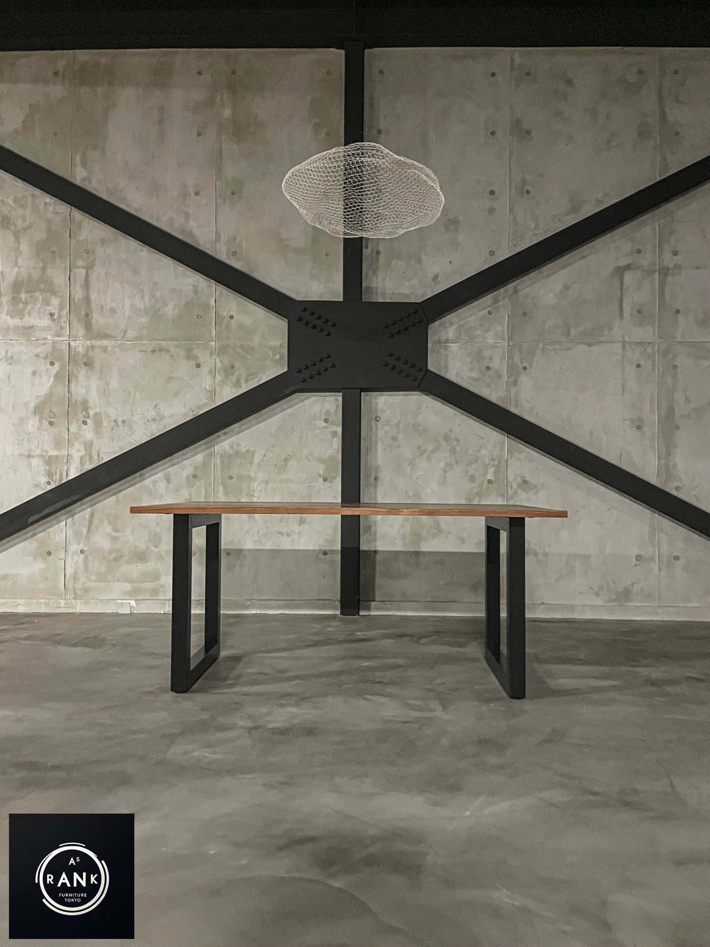 MasterWal WILDWOOD DINING TABLE