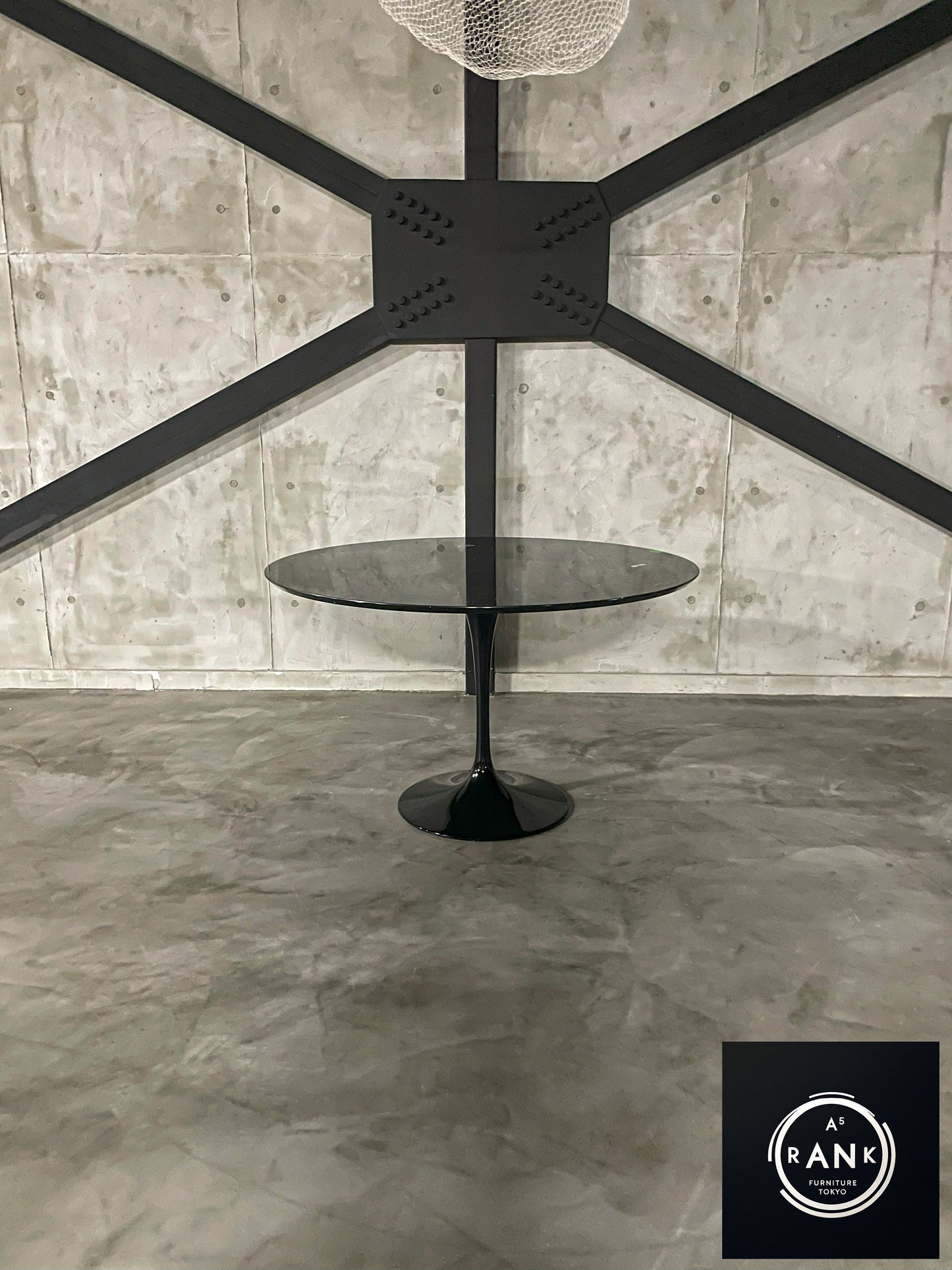 匠大塚 Tulip Table