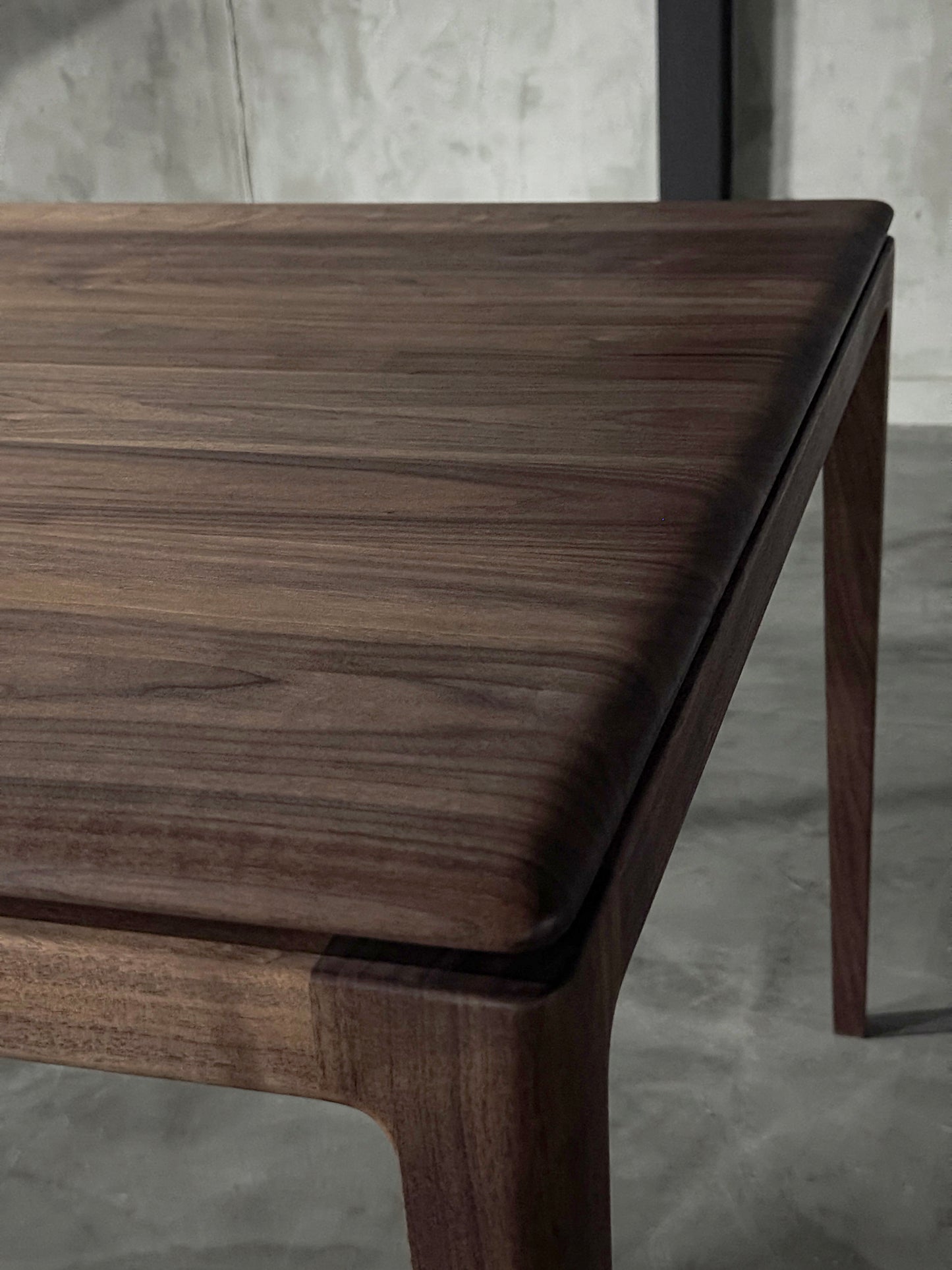 Time&Style Moon dining table