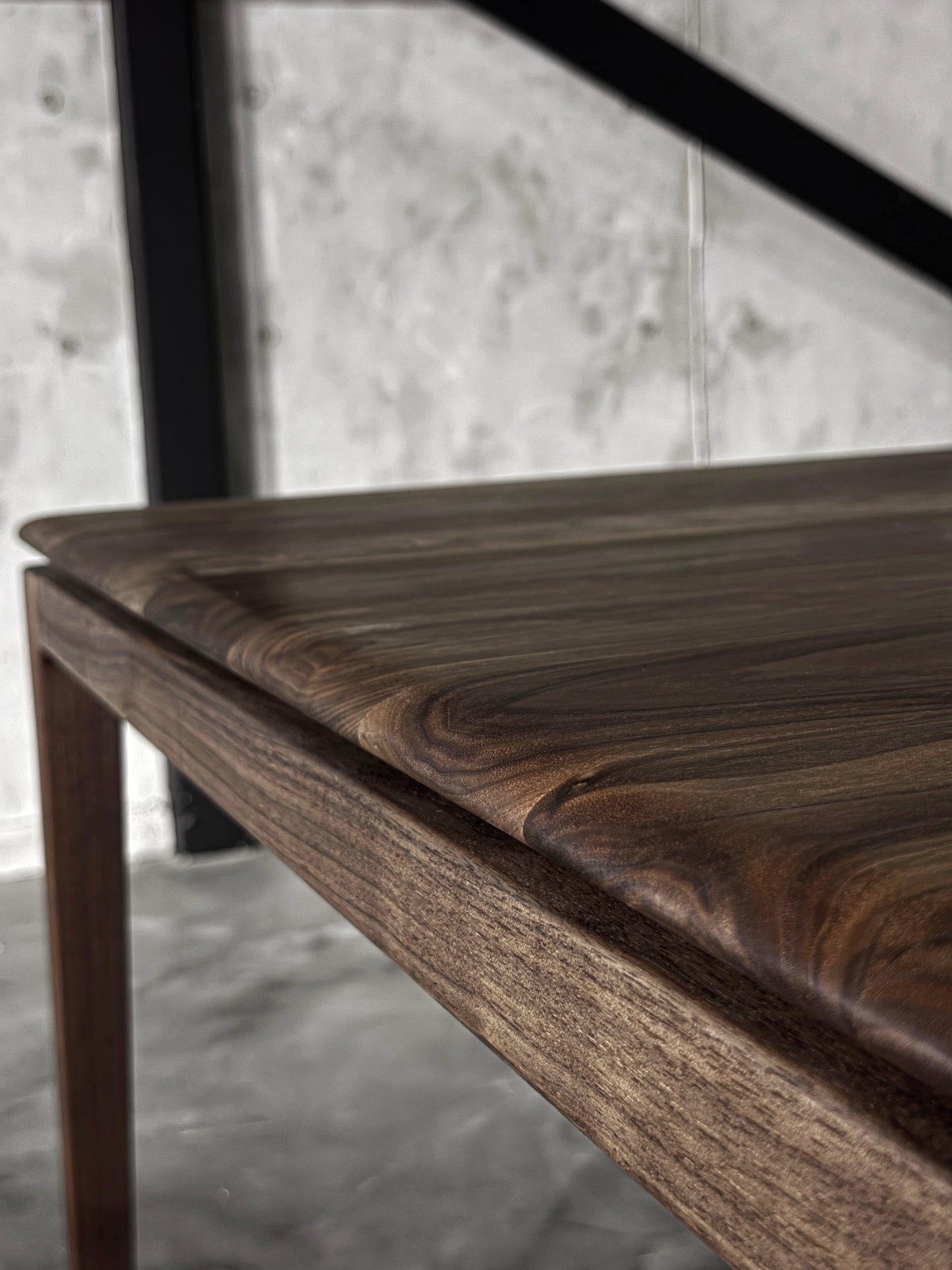 Time&Style Moon dining table