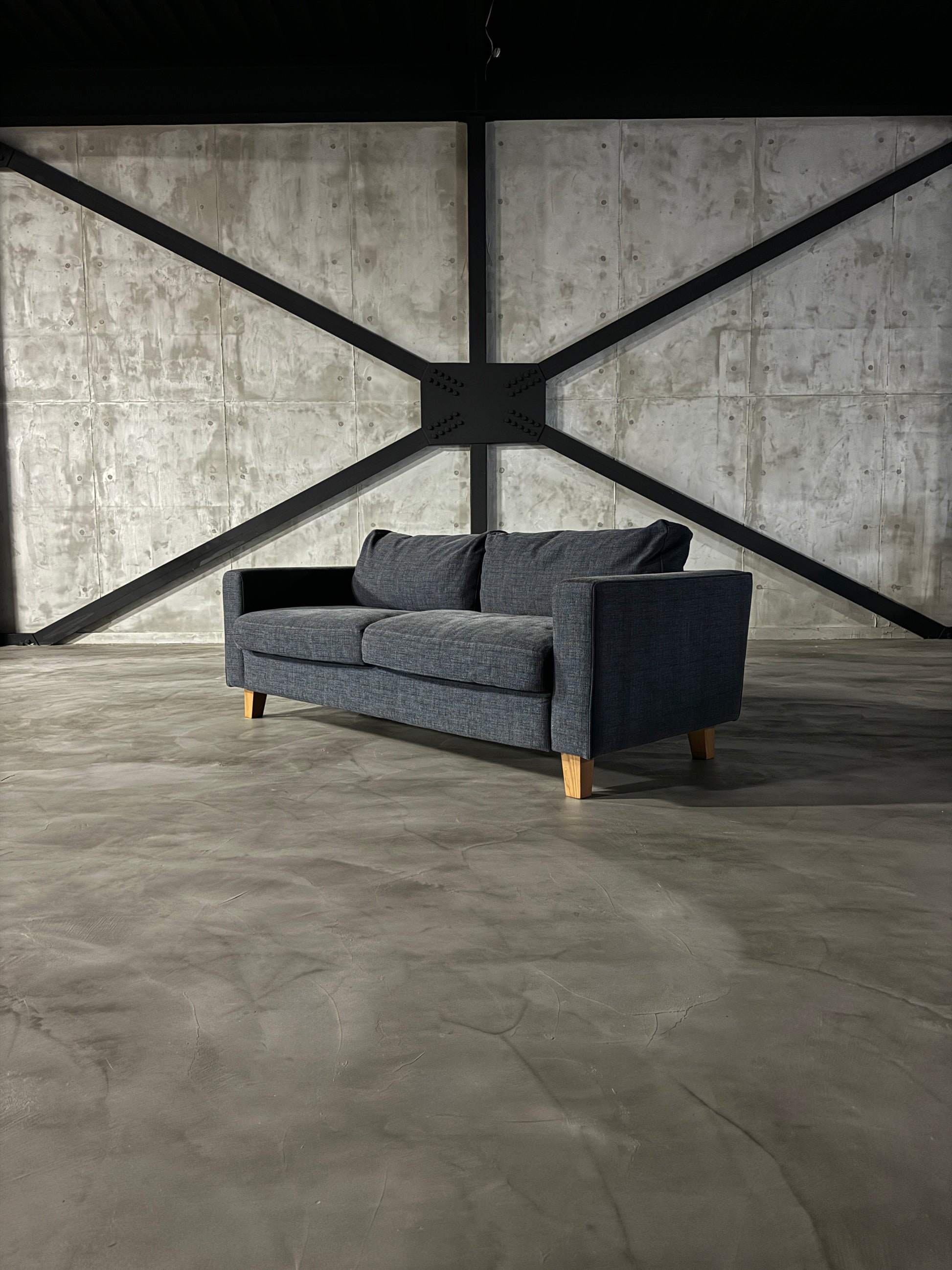 ACME Furniture JETTY feather SOFA 2P W156（日焼けあり）右斜め前