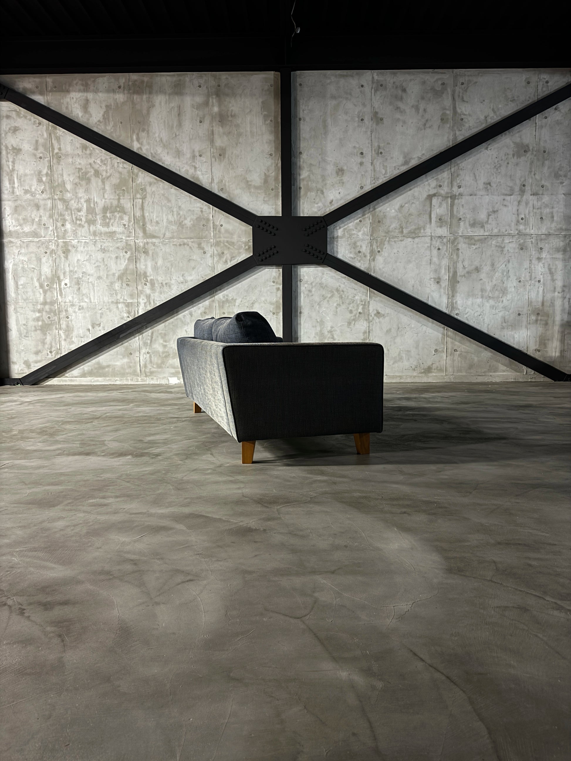 ACME Furniture JETTY feather SOFA 2P W156（日焼けあり）側面と日焼け箇所
