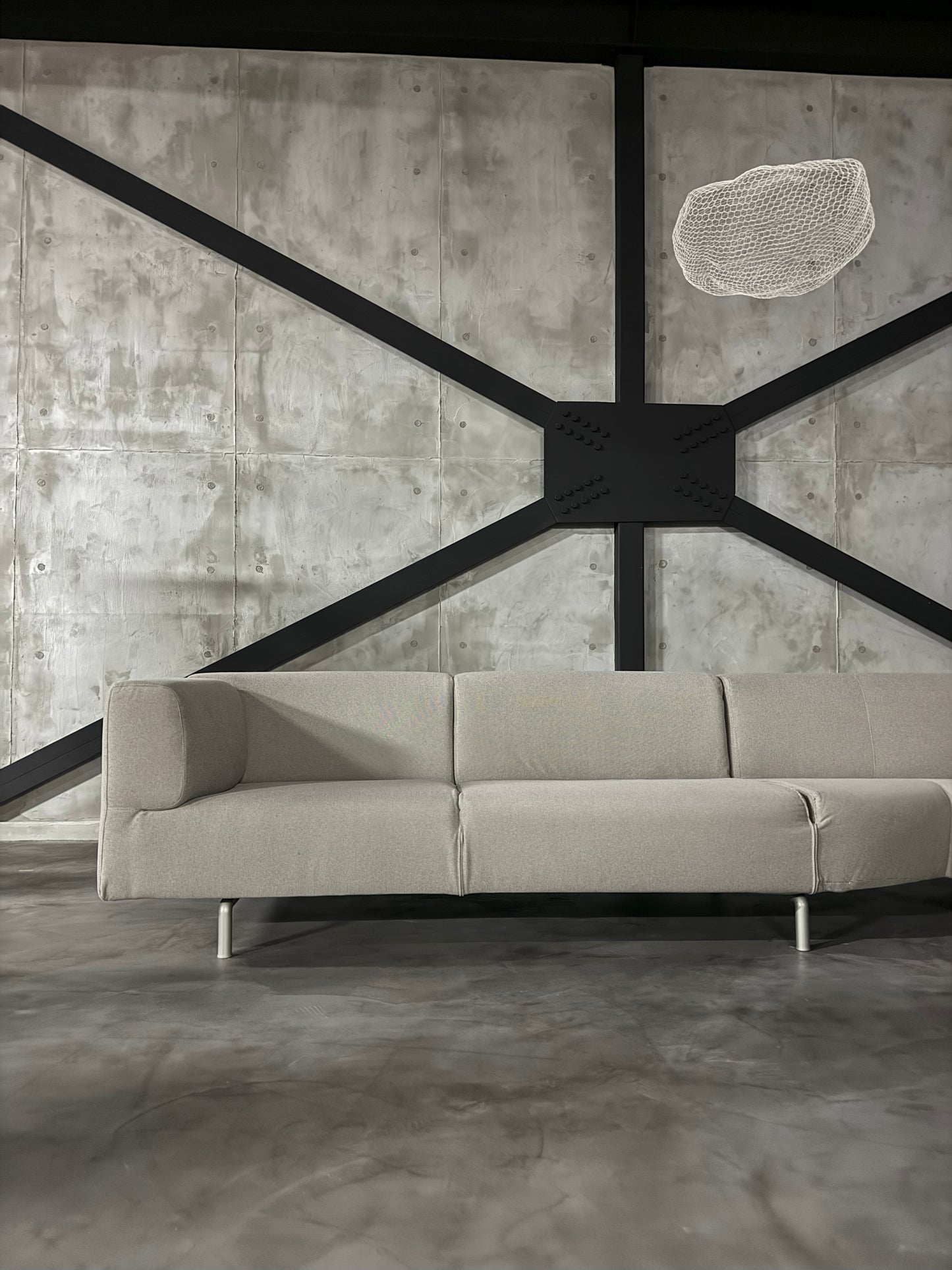 Cassina MET