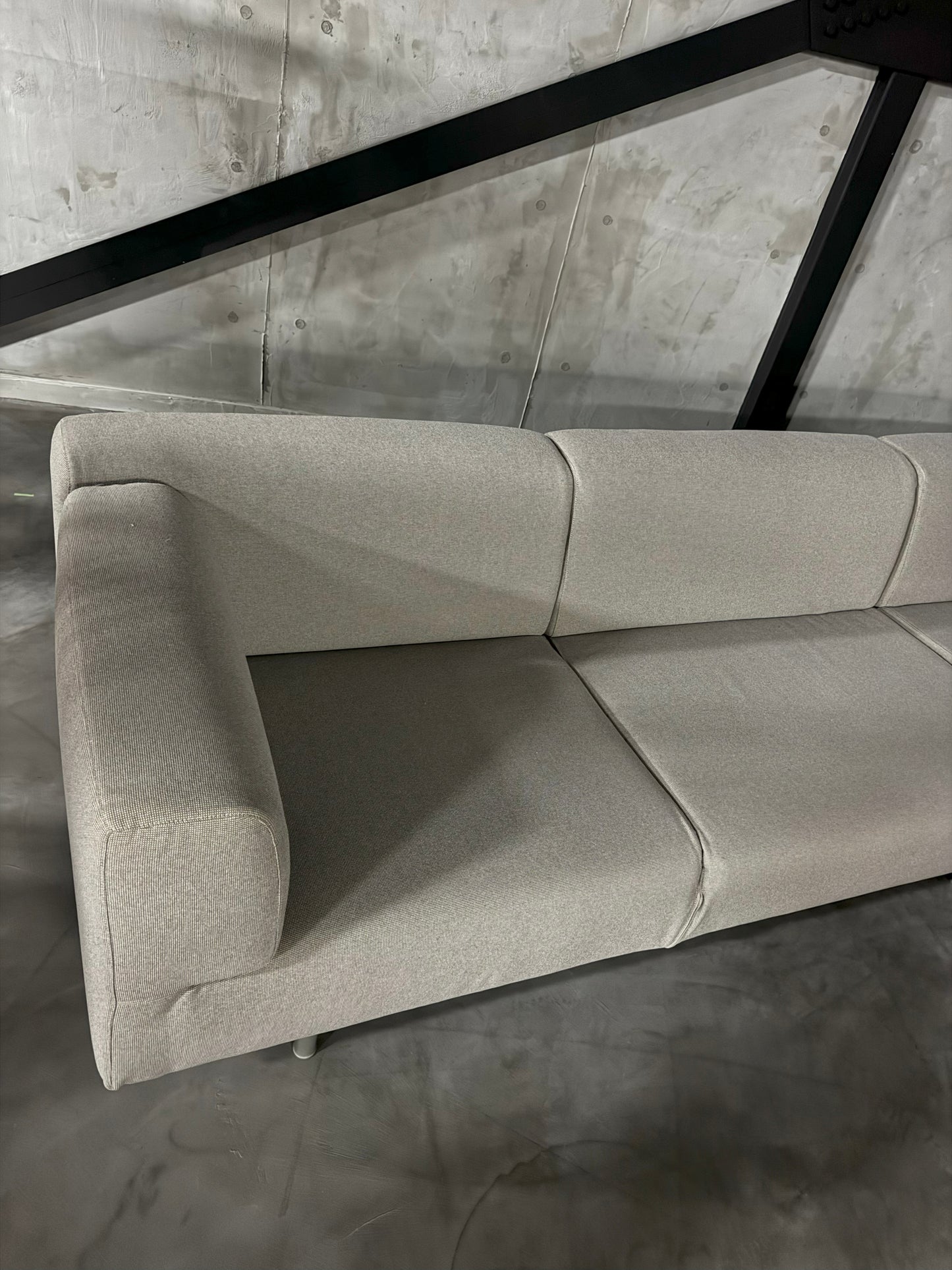 Cassina MET