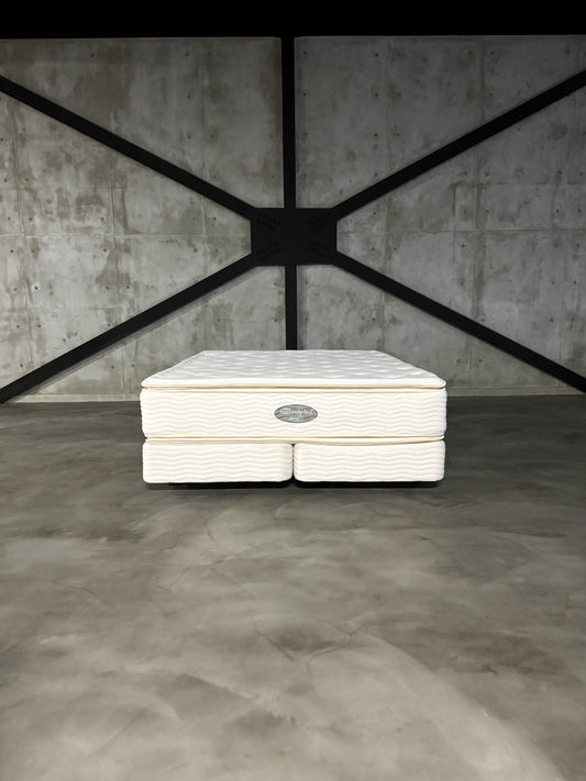 ホテル仕様 Westin Heavenly Bed クイーンサイズ Simmons製マットレス