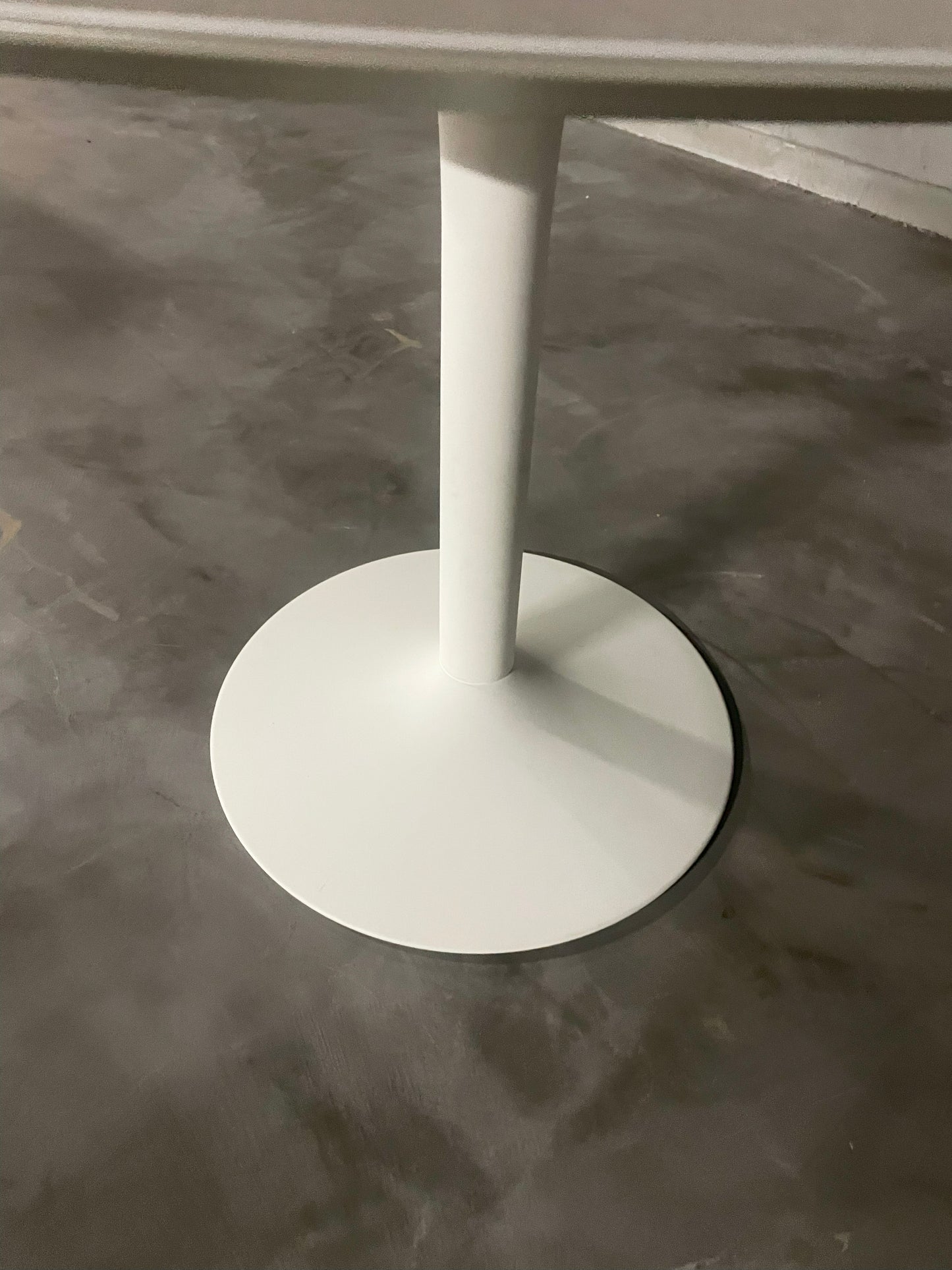 Bo concept NEW YORK ceramic table