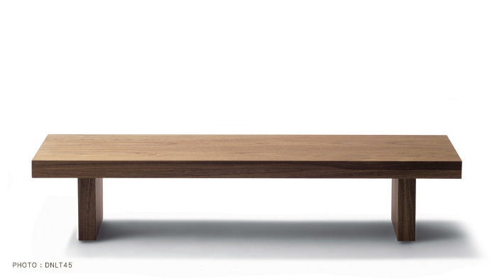 DANISH LOW LIVING TABLEの公式参考写真
