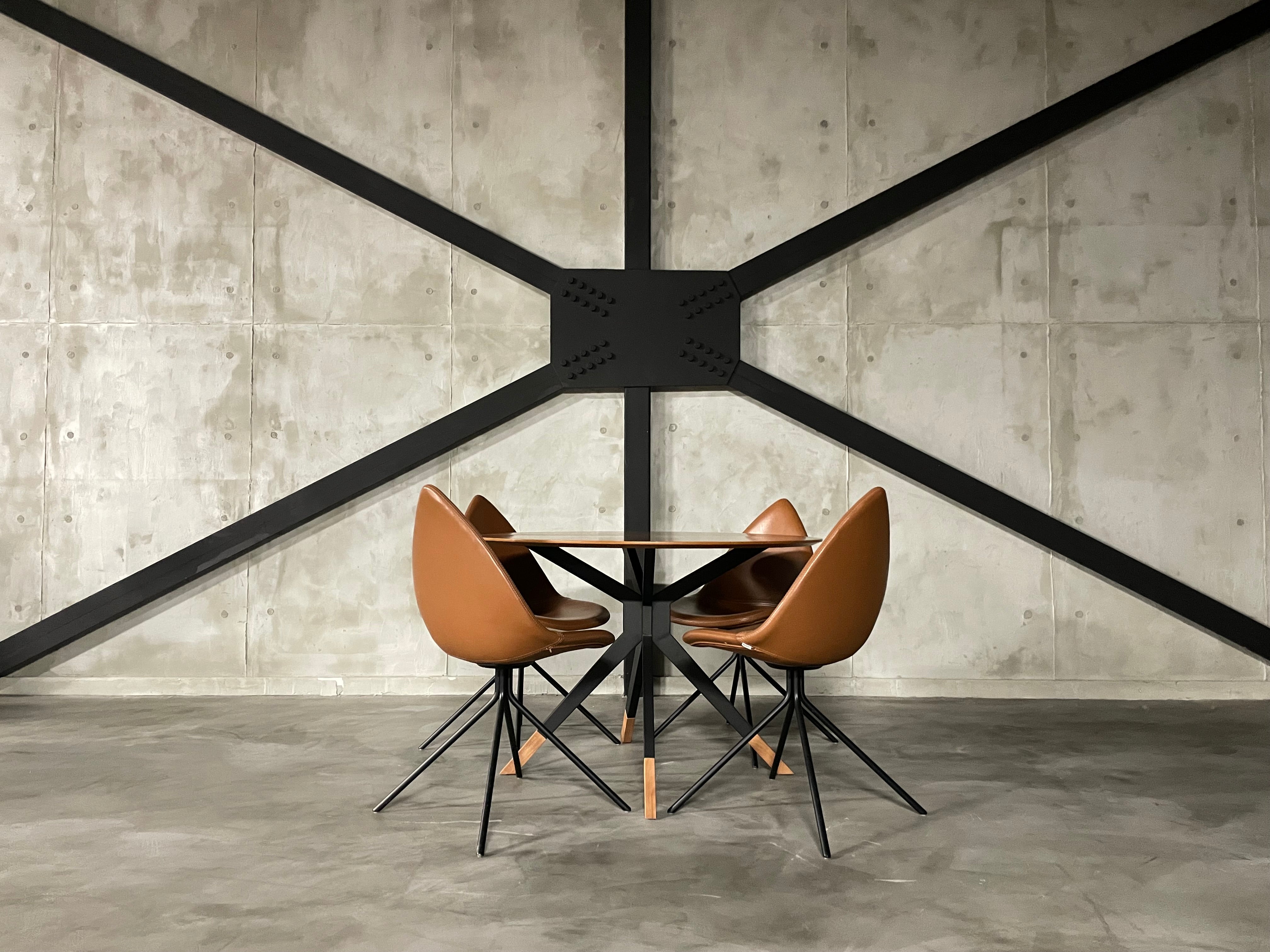 Bo concept BILLUND ラウンドテーブル – A5rank Furniture.TOKYO