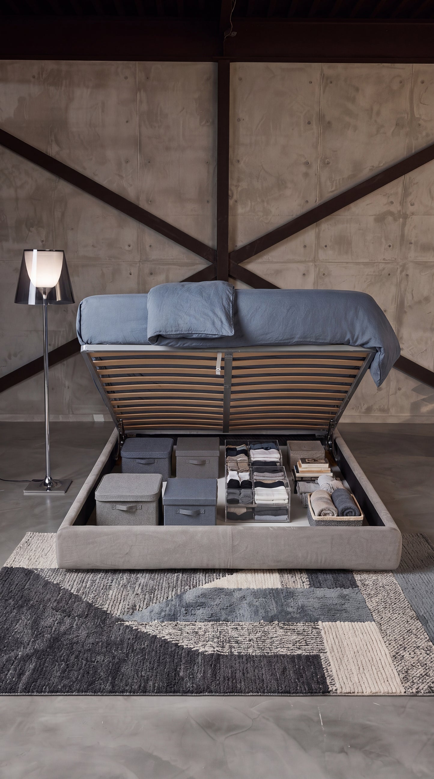 Letto contenitore sollevabile Flexform MAGNUM, mai utilizzato | Mobili di classe A5