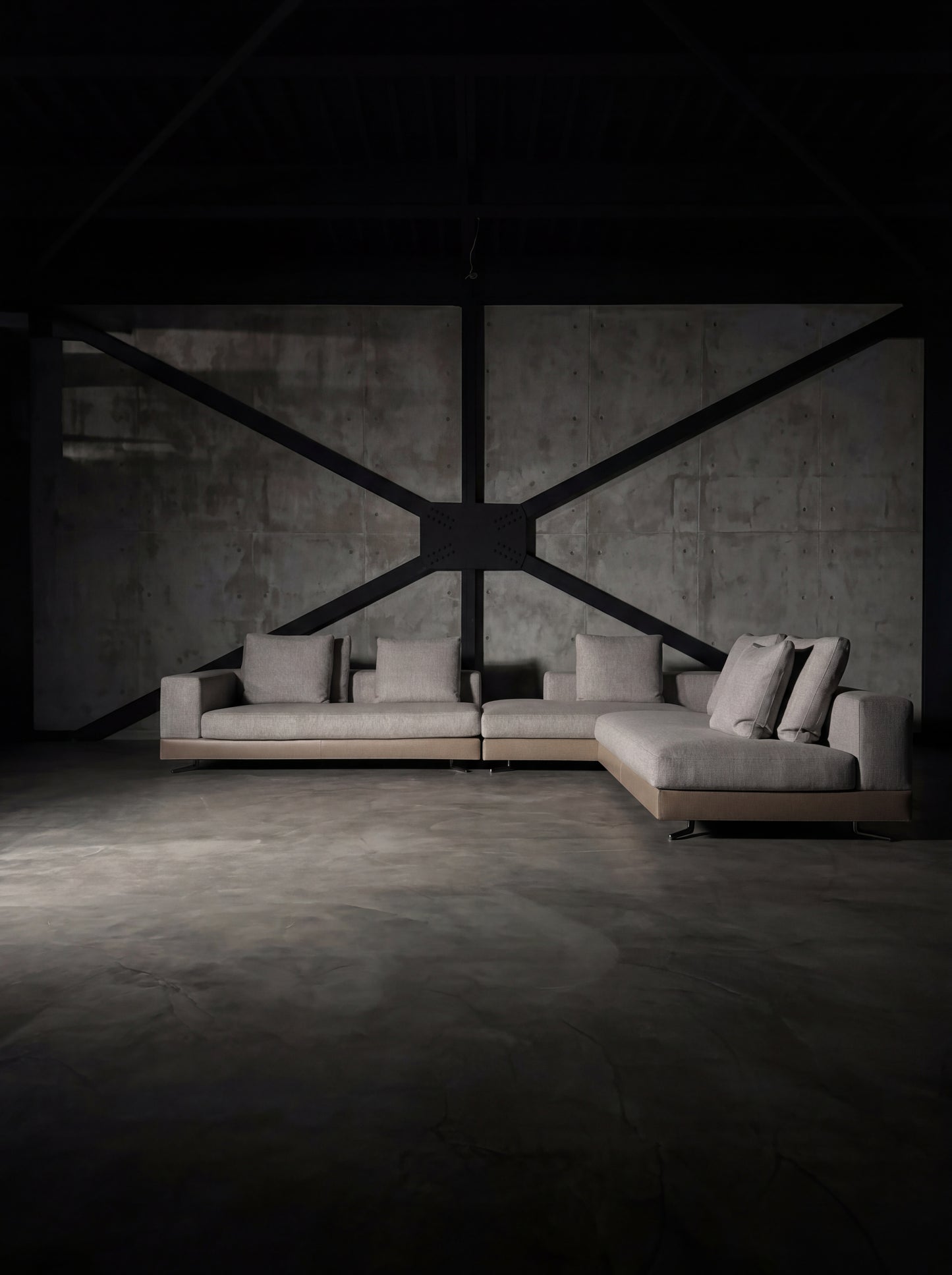 Minotti WHITE SADDLE-HIDE 大型モジュラーソファ 総幅550cm 中古美品 | A5 Rank Furnitur