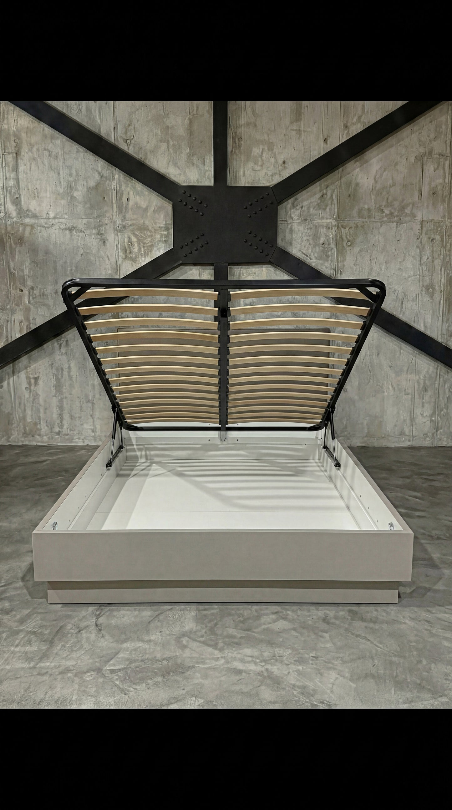 BoConcept Lugano キングベッド｜リフトアップ収納・Lazio生地・極美品