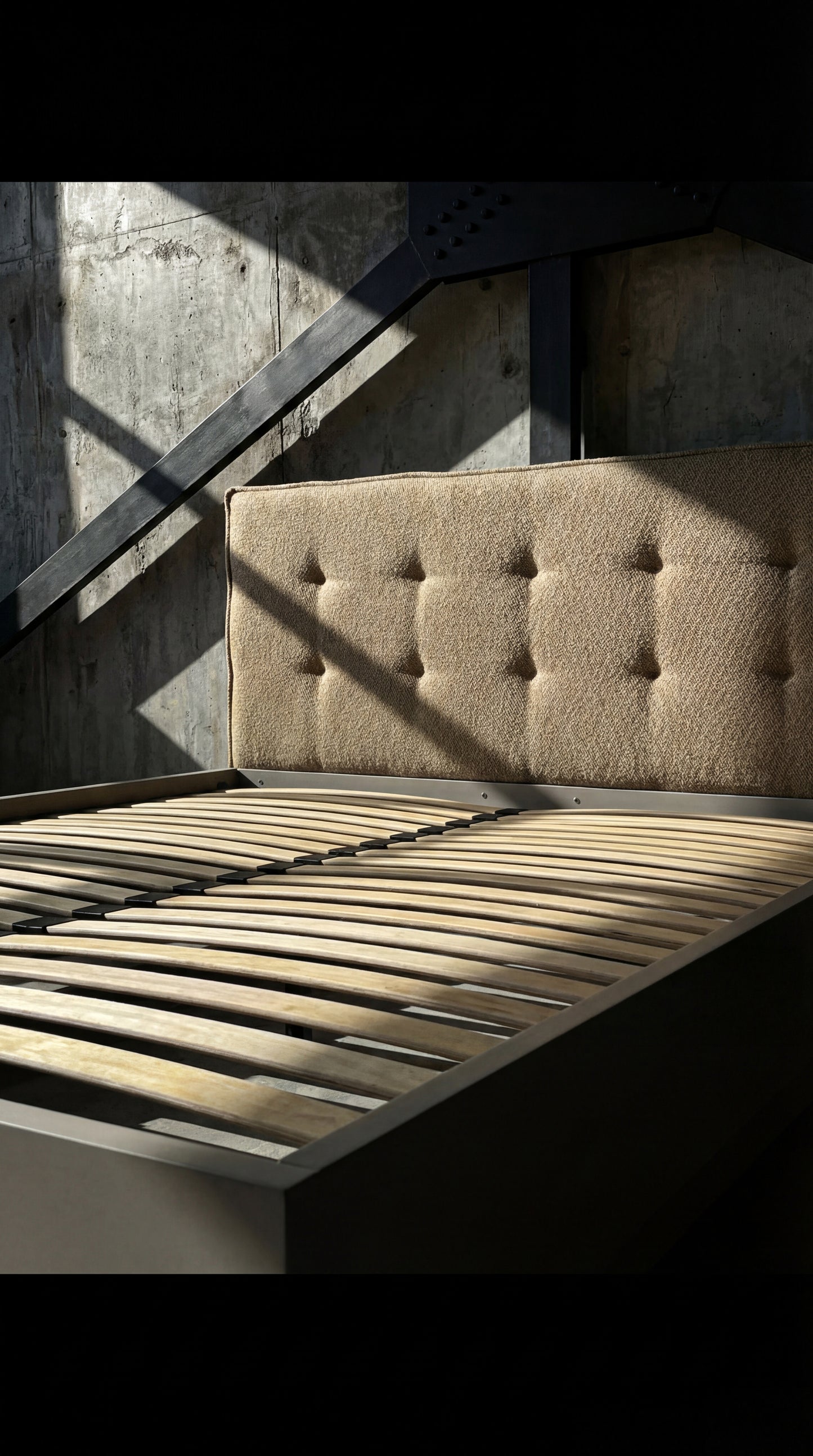 BoConcept Lugano キングベッド｜リフトアップ収納・Lazio生地・極美品