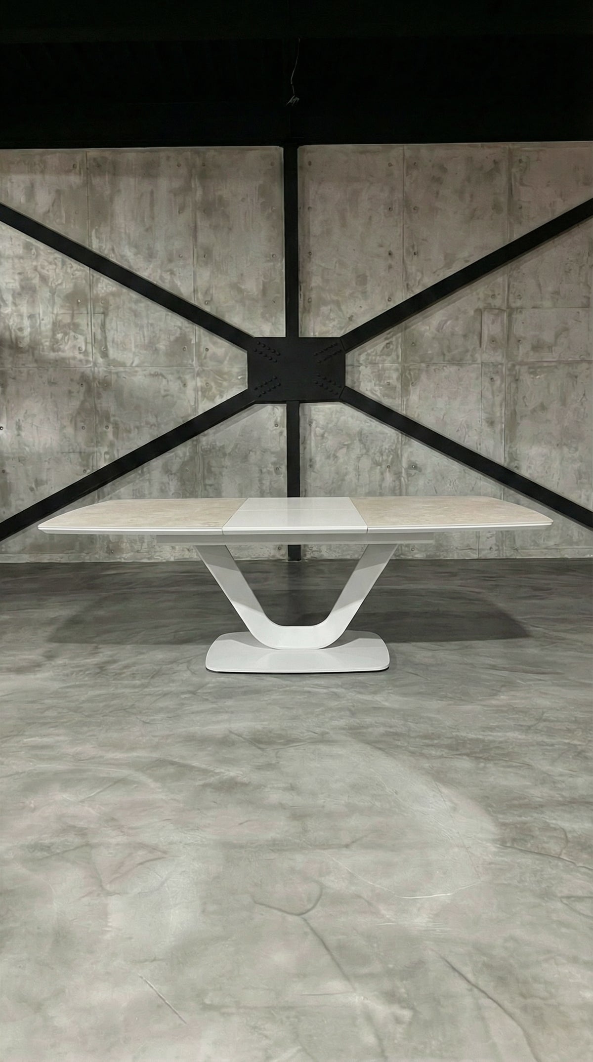 BoConcept Alicante 伸長式テーブル｜W140-190・分解清掃済の商品画像 1