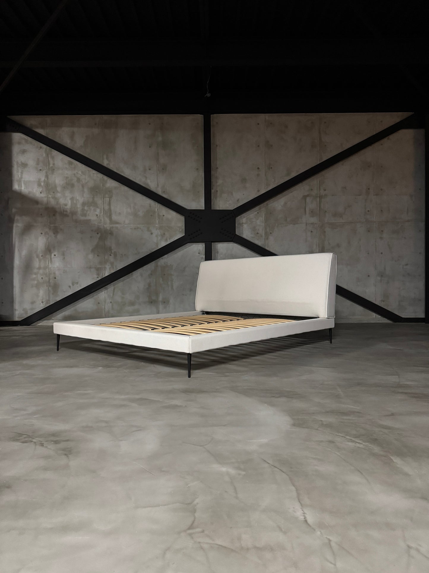 BoConcept Arlington キングベッド｜廃盤希少・Ratti社製生地・W198cm極美品